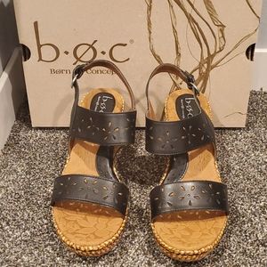 B.O.C. black wedge sandals sz 11 NEW
